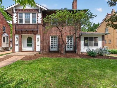 Property at 7437 Somerset Ave, Saint Louis, MO