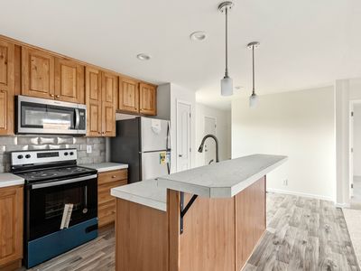 30 Trail Ln