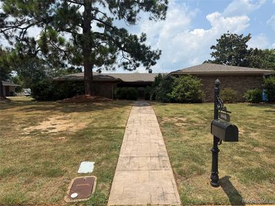 4449 Chrystan Rd
