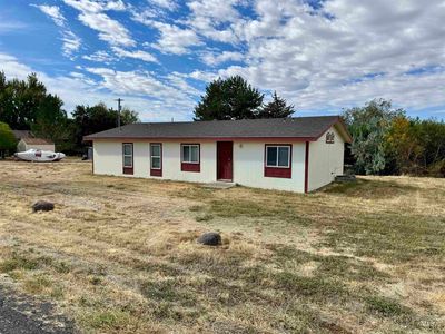 Property at 250 S 2nd Ave, Hagerman, ID
