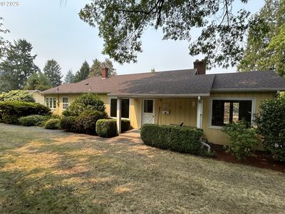 3353 SW Dolph Ct
