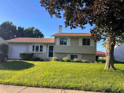 2934 Colonial Dr