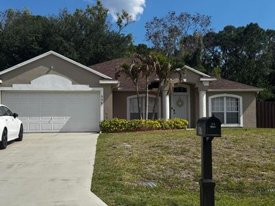 538 SW Comet Terrace