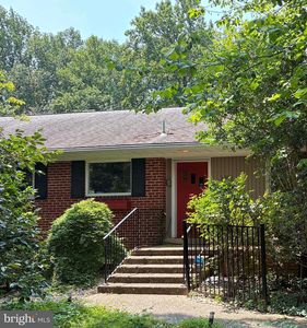 3152 Holmes Run Rd