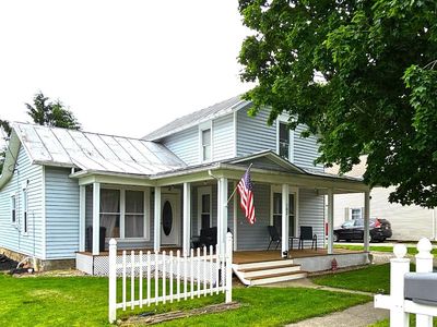 102 Eden St