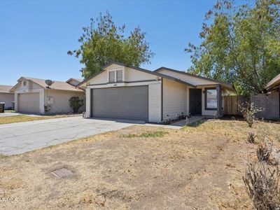 8409 W SELLS Drive