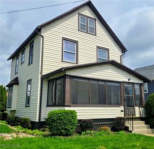 1055 W Tuscarawas Ave