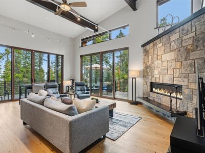 579 N Fuller Placer Road