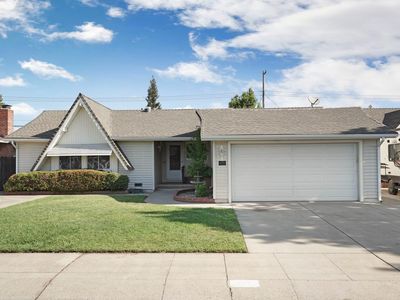870 Bel Air Ct
