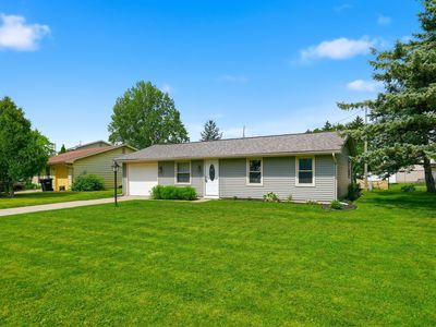 Property at 110 Eastwood Ct, Garrett, IN