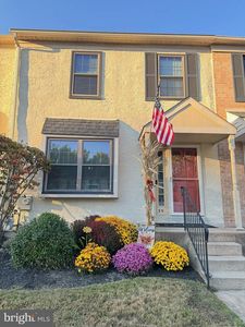 39 Ruth Rd