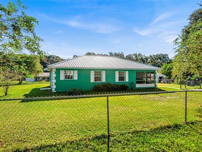 1703 OAKLAND ROAD W