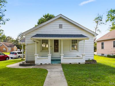 Property at 539 S Main St, Waterloo, IL