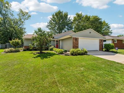 4551 Newbury Dr