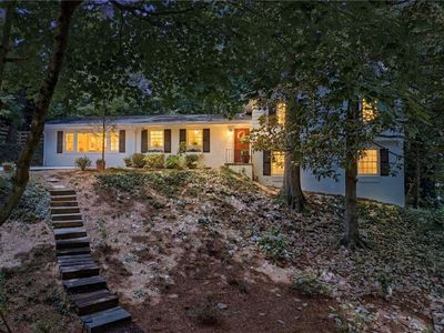 2360 Honeysuckle Ln SE