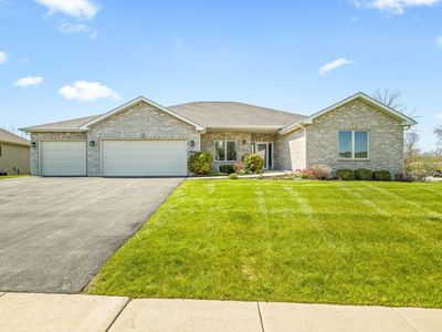 4942 Vail Dr