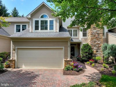 4 Spyglass Ct