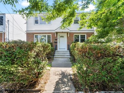 68 Salter Pl