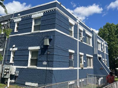 4614 Hillside Rd SE