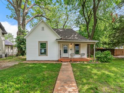 2036 N Prospect Avenue