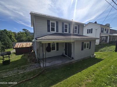 1351 W Valley Rd