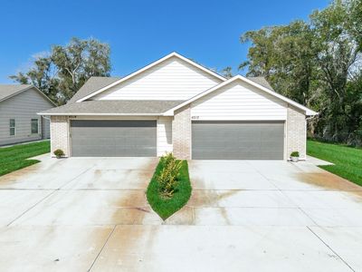 4512-4514 N Sandplum Ct