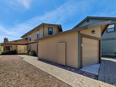 2072 Traverse Ct