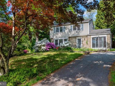2126 Robin Ln