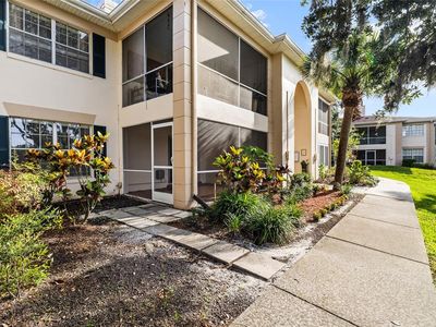 10360 Carrollwood Ln APT 212
