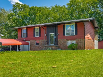 1344 Cenora Ln