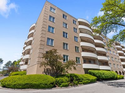 6400 N Cicero Ave APT 212