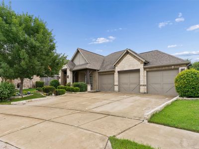 704 Water Garden Cir