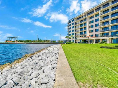 105 Port Royal Way