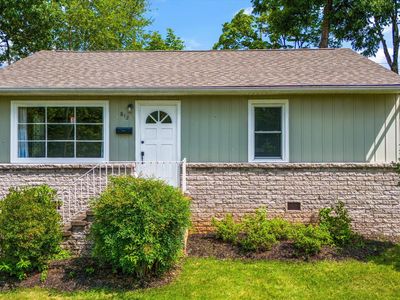 812 E Churchwell Ave