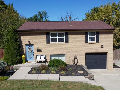 124 Raintree Rd