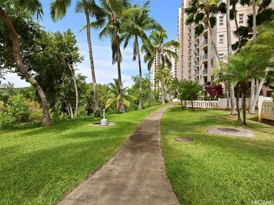 1080 Ala Napunani St APT 403