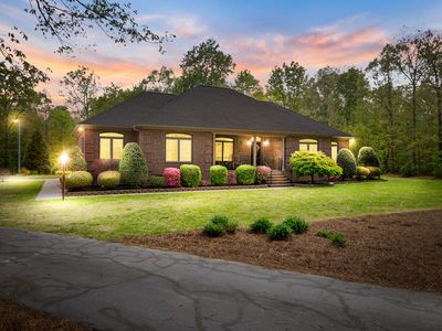 1617 Lakewood Falls Rd