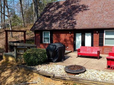 87 Lakeside Dr