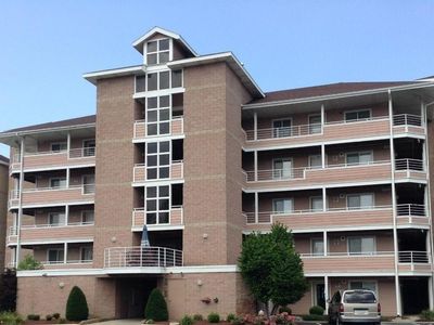 31 Marina Point Dr