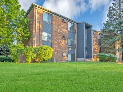 256 Canterbury Ln APT 5