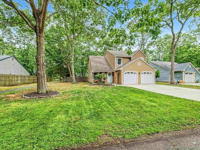 743 Ravenwood Dr