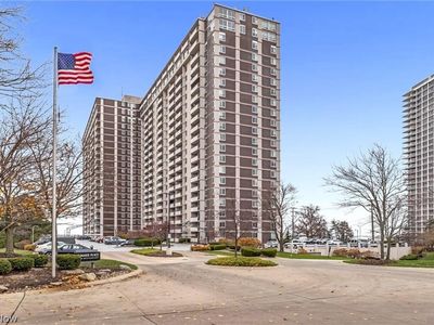 12900 Lake Ave APT 118