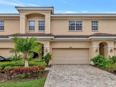 236 SW Otter Run Place