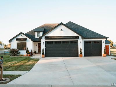 11 White Birch Ct