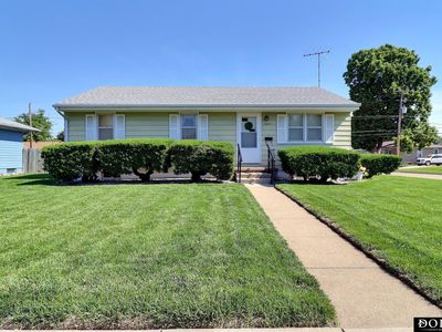 1344 Fairacres Dr
