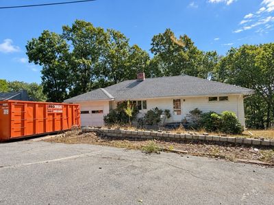 15 Kelley Rd