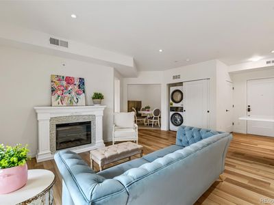 7357 Grandview Avenue #203