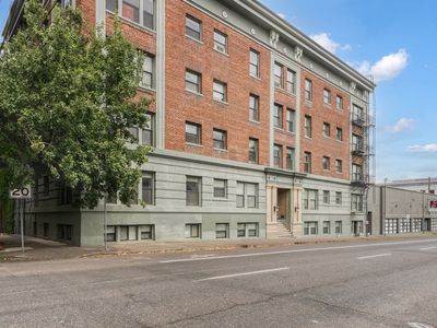 1631 NW Everett St APT 404