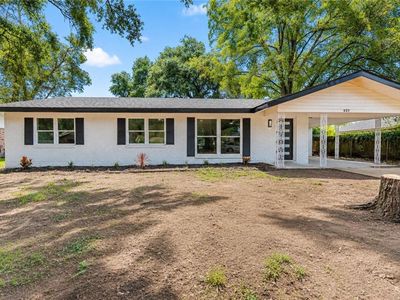 627 Highpoint Dr
