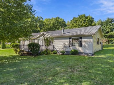203 N Woodlawn Rd